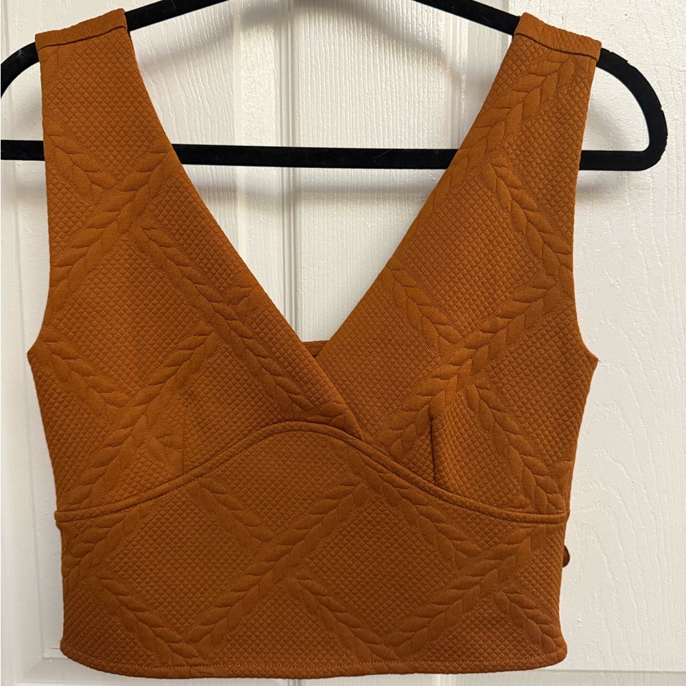 Maeve by Anthropologie Brown cropped V neck quilted tank